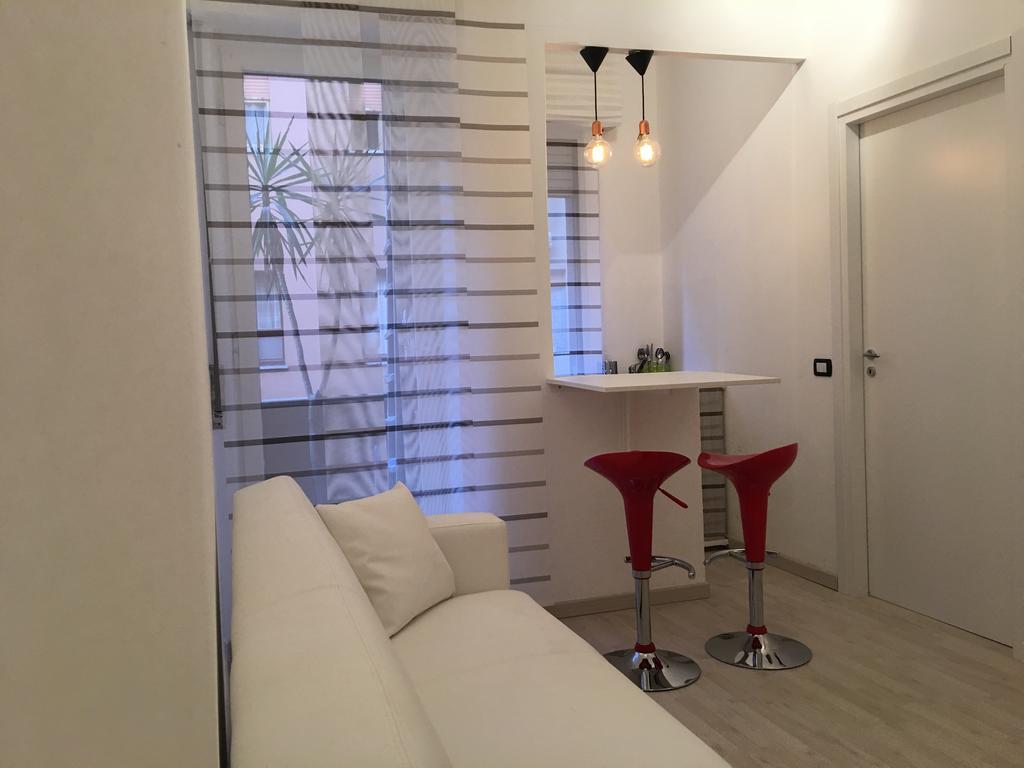 Superb White Flat Apartment Milan Luaran gambar